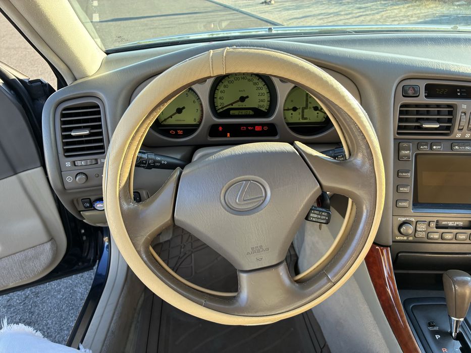 Lexus GS300, 1999
