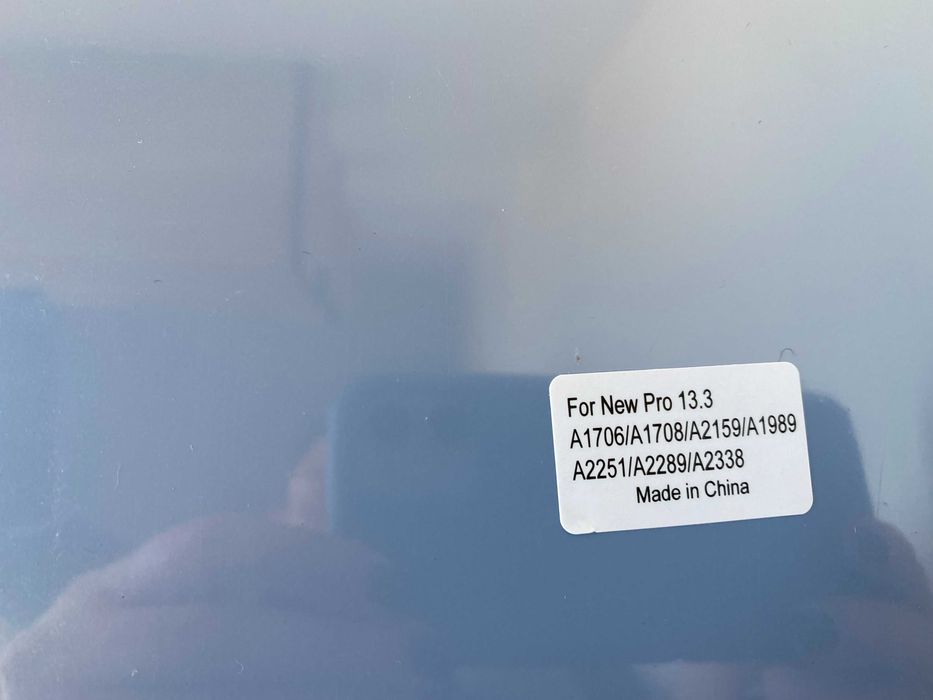 чехол для MacBook Pro 13.3" (2022)