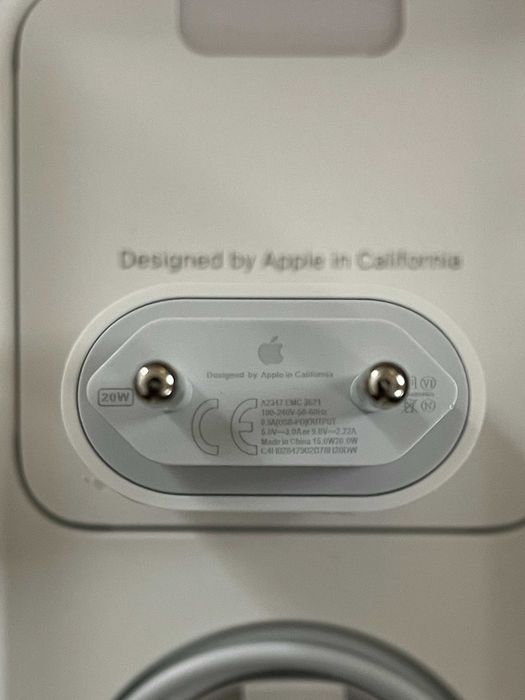 Oryginalna szybka ładowarka do Iphone 20W+kabel USB-C Lightning 1 M