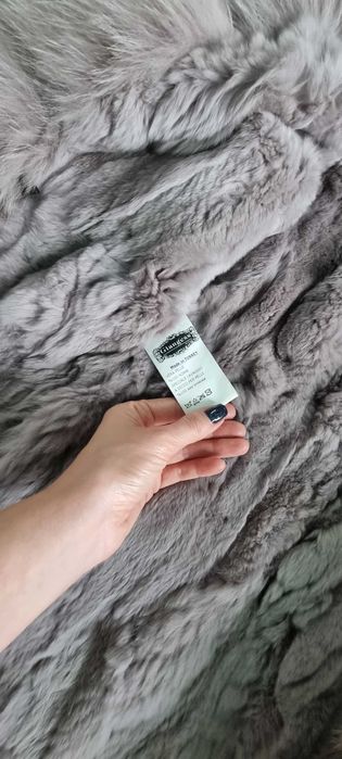 Продам жіночу парку з натуральним хутром