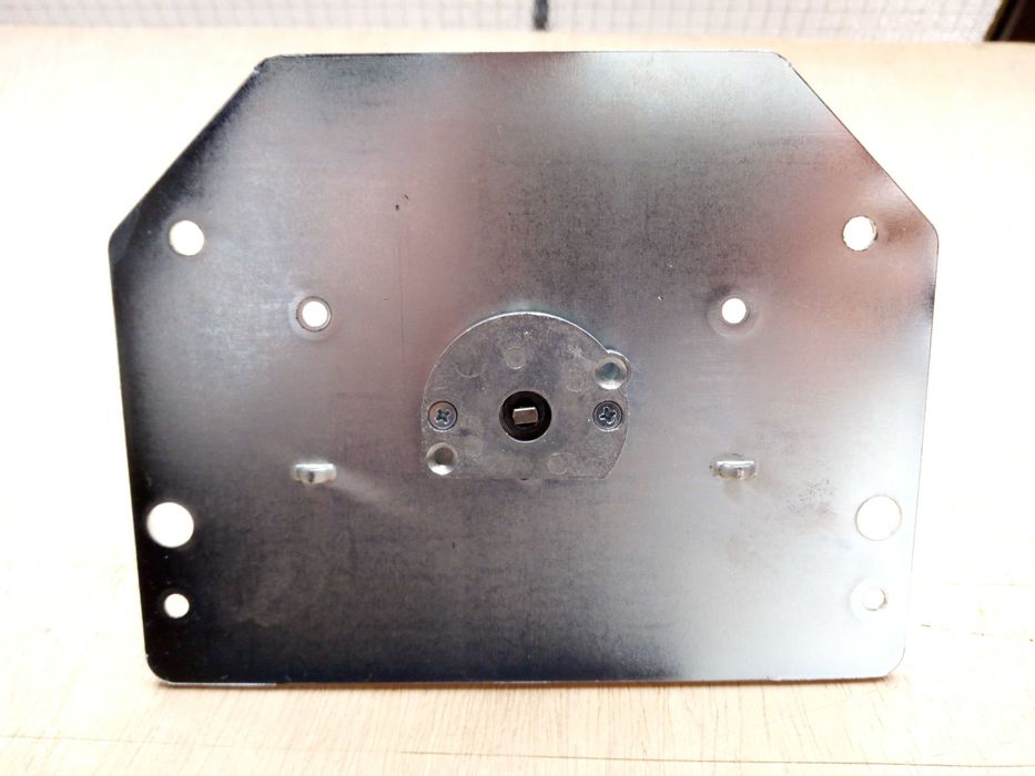 Fechadura como nova, para desocupar.