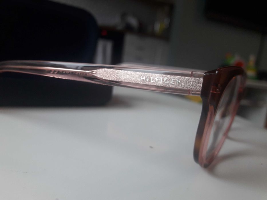 Oprawki okularów Tommy Hilfiger