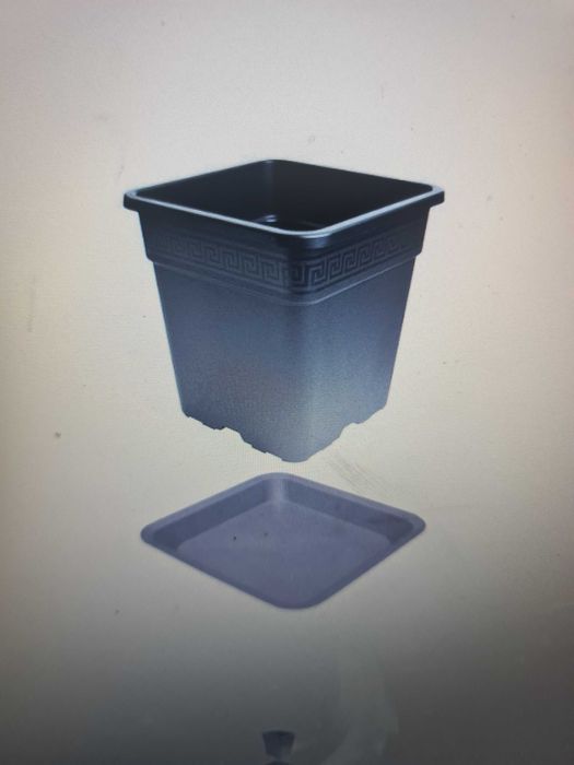 donice doniczki z podstawkiem