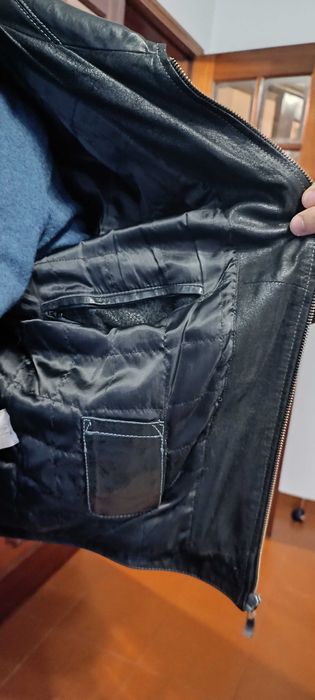 Casado pele preto homem