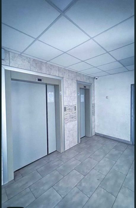 Газовый дом, три застекленные лоджии Южный рынок Срочно