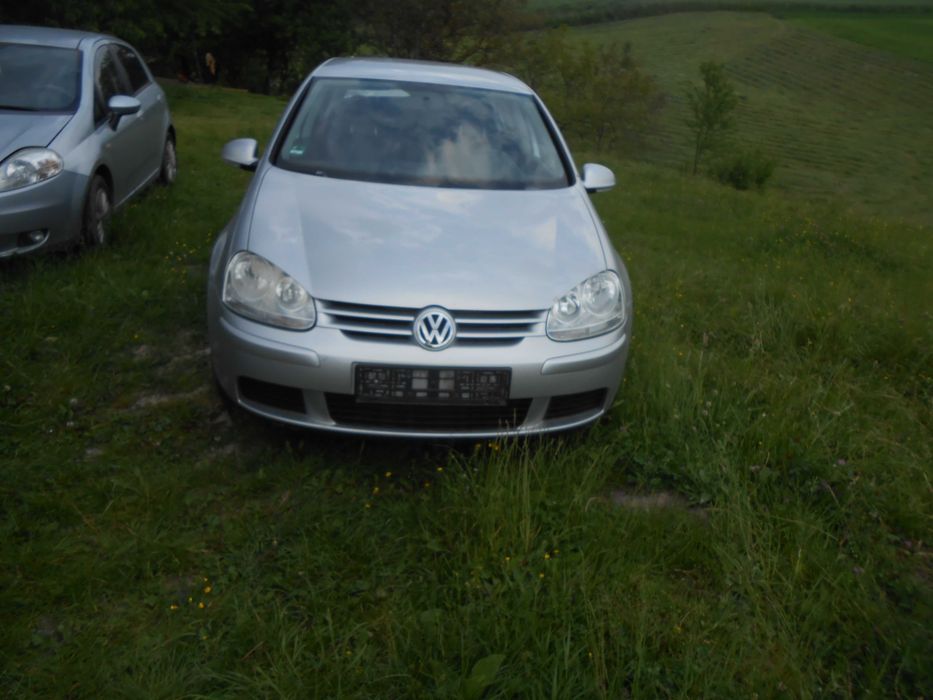 maska śilnika,zderzak,błotnik,drzwi LA7W vw golf 5 rok 2008