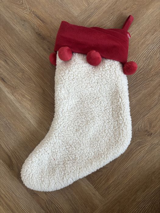 skarpeta świąteczna home&you biała miękki baranek pompony prezent 47cm