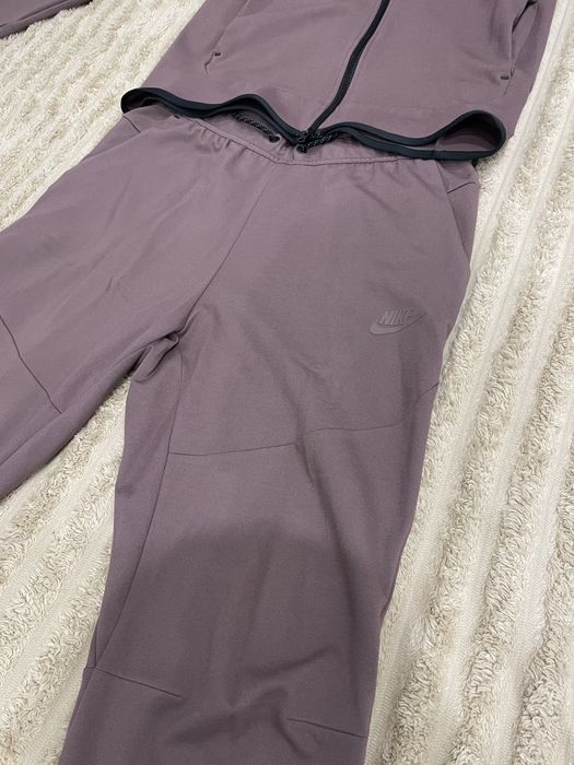 Оригінальний костюм від найк, nike