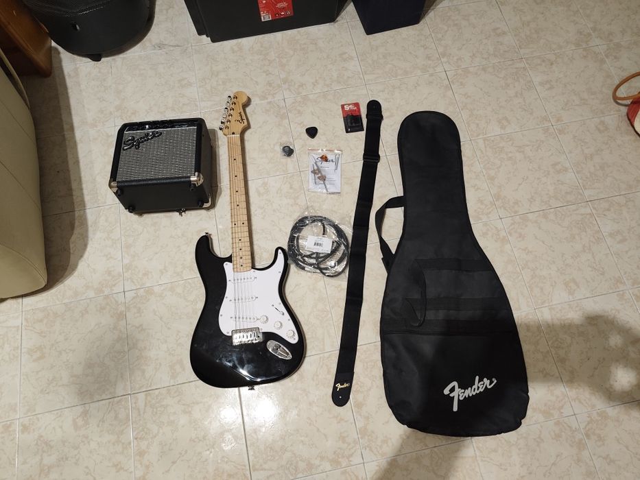 Guitarra elétrica squier Sonic Stratocaster
