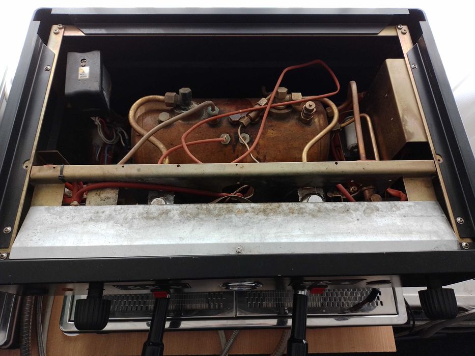 Кофемашина Wega Orion 2GR. Професійна кавомашина.