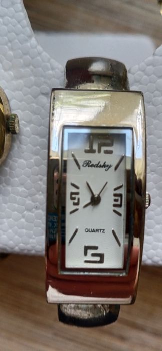 Женские наручные часы