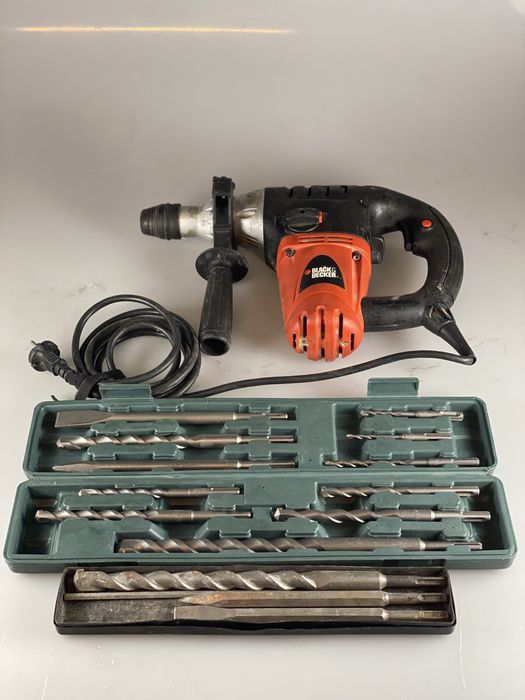 Martelo pneumatico Black & Decker + brocas