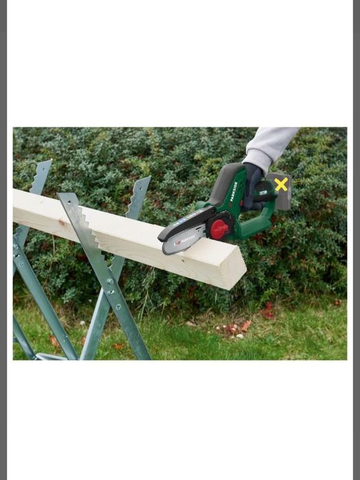 Mini serra recarregável 12V parkside