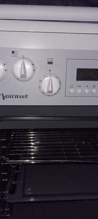 Продам газову плиту