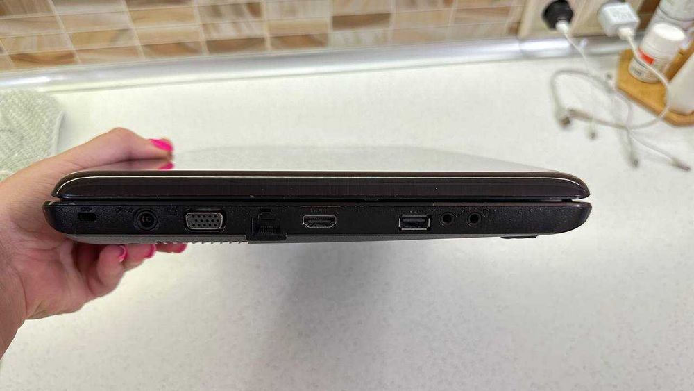 Ноутбук Samsung R538