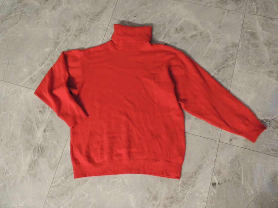 czerwony wełniany sweter golf merino wool ciepły M M/L