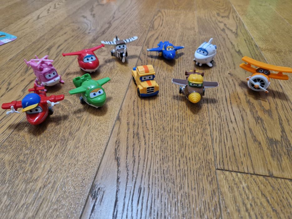 Super wings figurki z bajki
