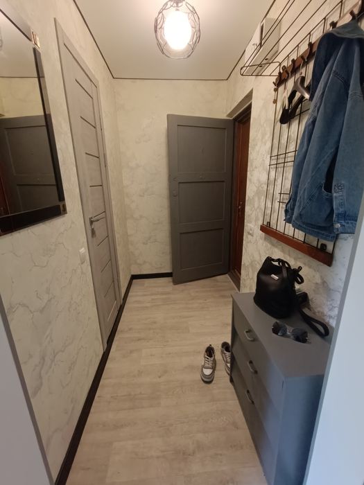 Посуточно двух комнатная квартира Центр