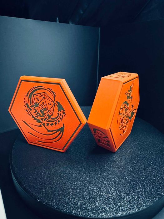 Dice Box - Hexagon vault, 7 dice, magnetic lid