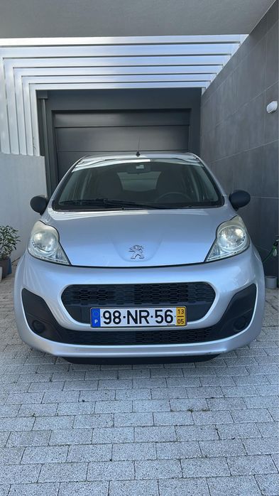 Peugeot 107. 1.0