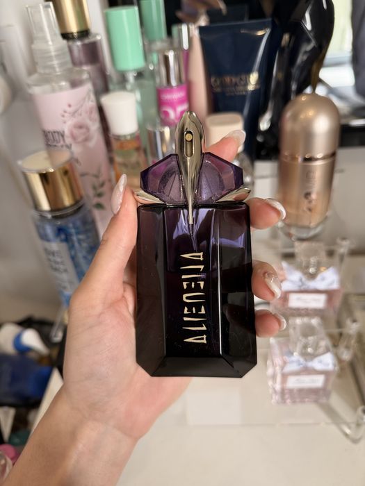 Perfume Alien pouco usado