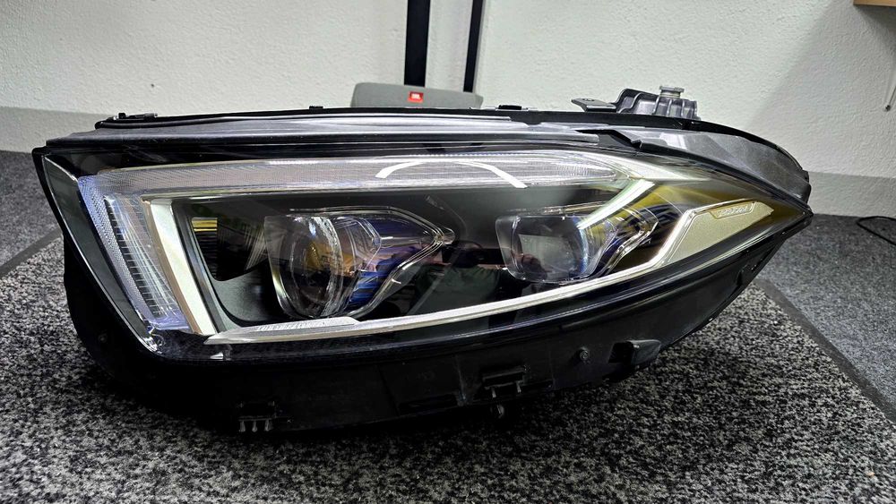 Farol Mercedes CLS w257 Multibeam