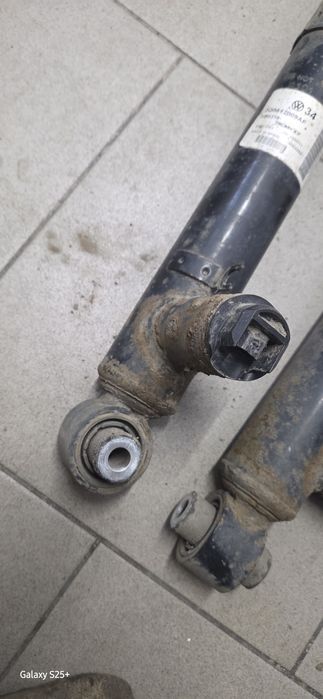 Amortyzatory DCC  Skoda Superb 3 Passat B8