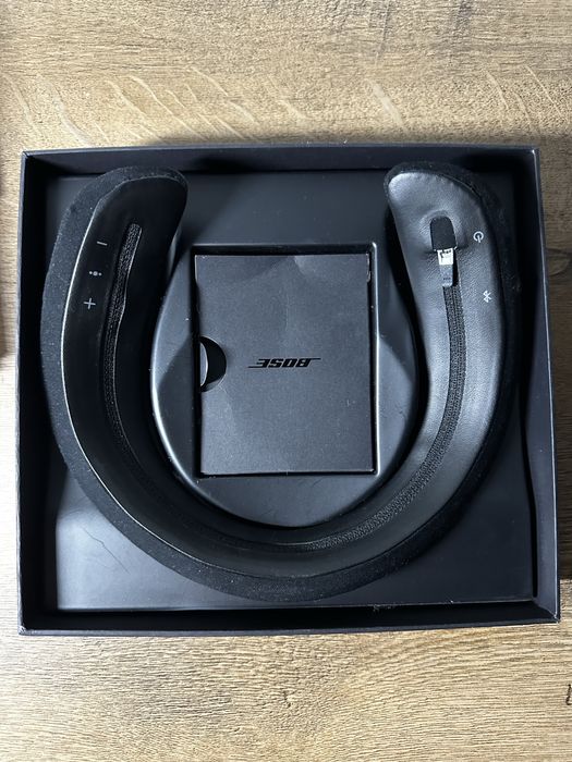 Колонка Bose Soundwear Companion Speaker