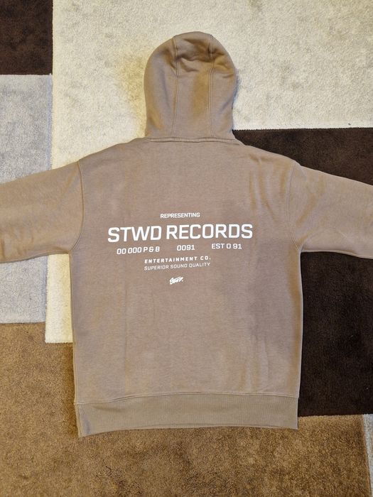 beżowa bluza z kapturem pull & bear