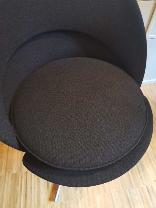 Krzesło Vitra Cone /Nowy 11 000zł