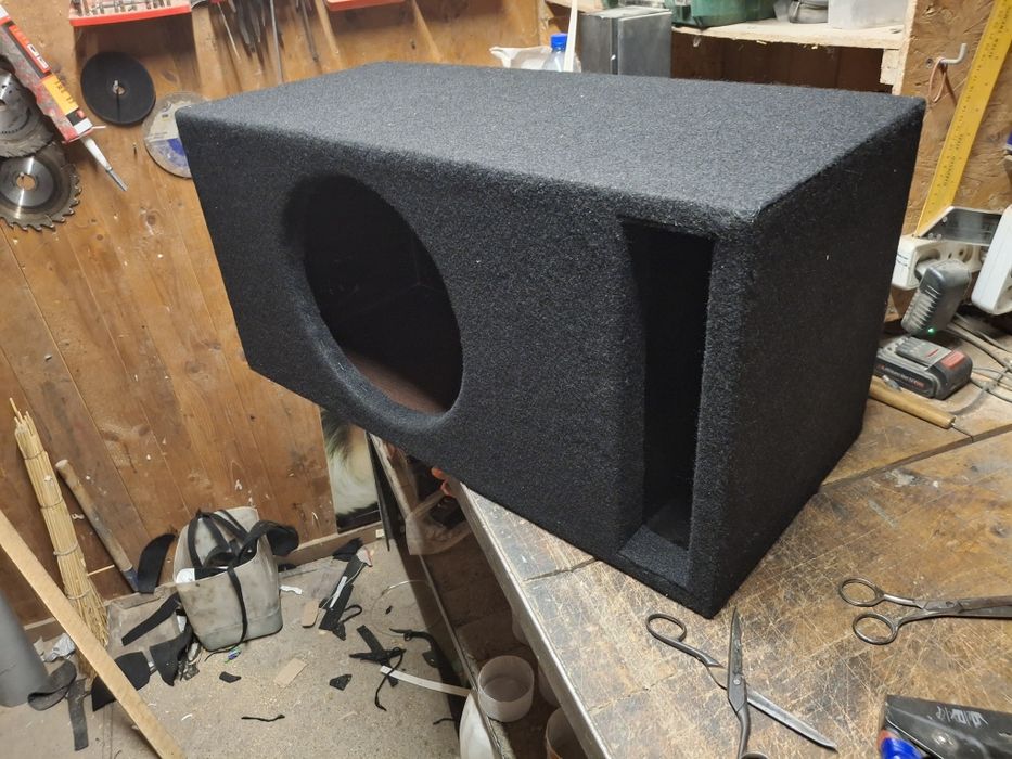 Короб для сабвуфера 12 дюймів