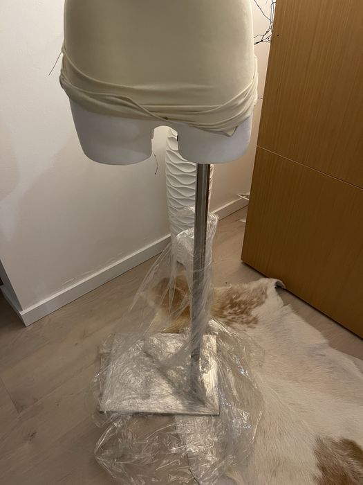 Manequim com 160 cm altura