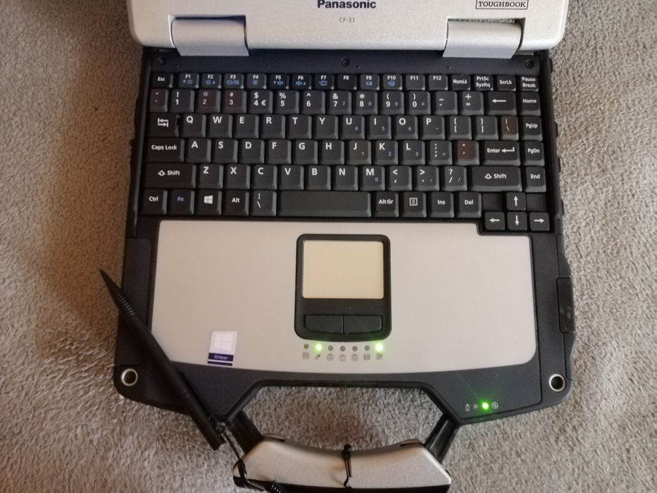 Dotykowy Panasonic  CF-31 WIN 10 i5 5 Gen 8GB 120GB SSD Progr diag Auto Com  Diagnostyka i praca w trudnych warunkach