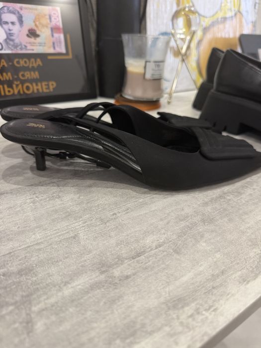 Новые туфли Zara