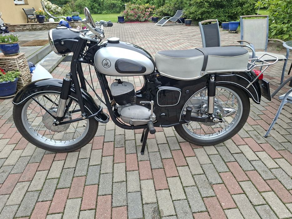 Shl 175 z 63r odnowiona jak  z fabryki.800km