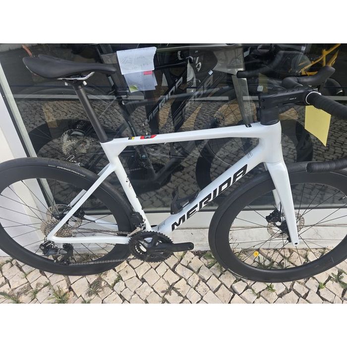 Merida carbono com rodas carbono