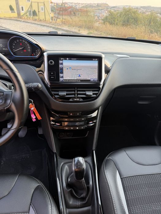 Peugeot 2008 Allure 2016