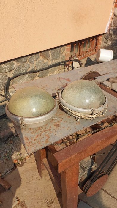 промисловий фонарь