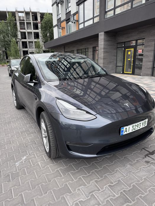 Tesla Model Y 2021 VIN LRWYGCEK0MC063496 фото оголошення 7 з 18