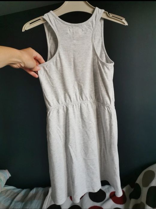 Sukienka navramiaczkach rozm 128 h&M