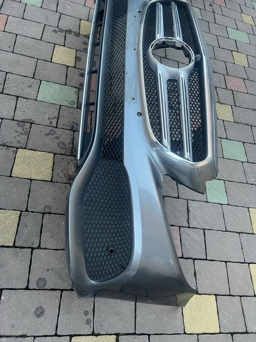 Бампер передній з решіткою Mercedes w213