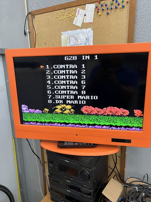 Mini consola com 620 jogos retro