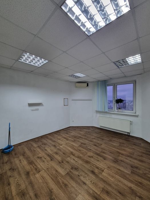 Аренда кабинета 24м, Мишуги 12, м.Позняки, генератор