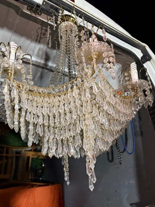 Żyrandol kryształowy w stylu empire