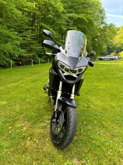 Sprzedam Hondę VFR 800 x Crossrunner 2017 rok