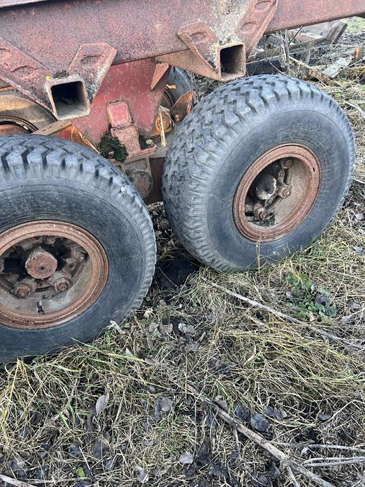 Гноєрозкидач прт7 під реставрацію