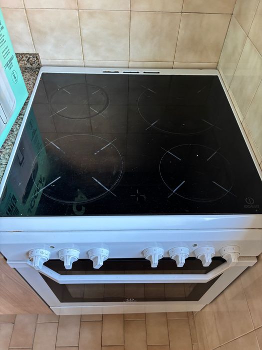 Forno + Fogão Indesit