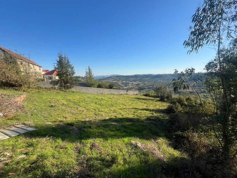 Moradia para Recuperar - 3.000m2