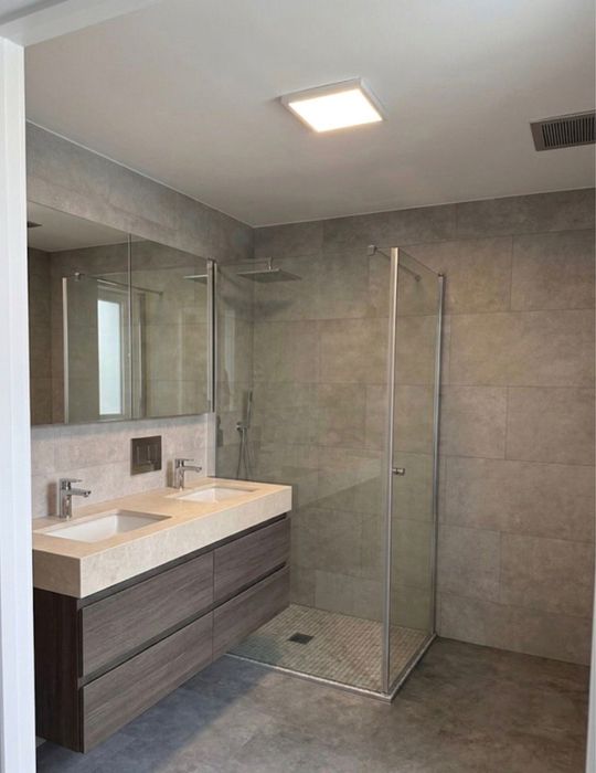 Professional Carpenter439512200936826880