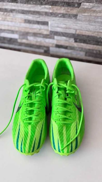 Nova - Chuteira NIKE CR7
